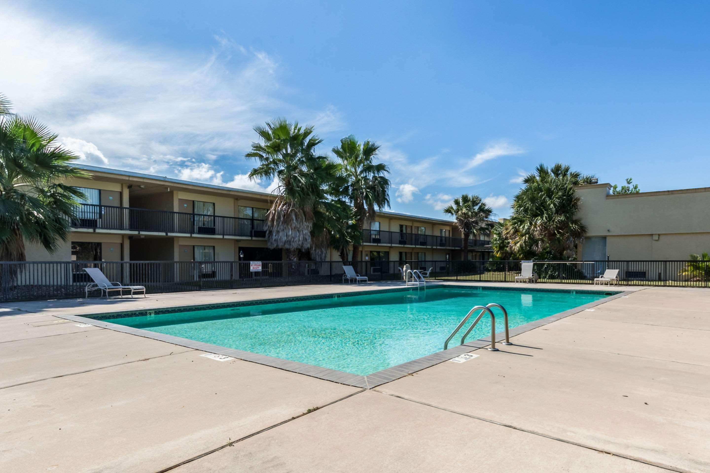 Econo Lodge Baytown Exteriér fotografie